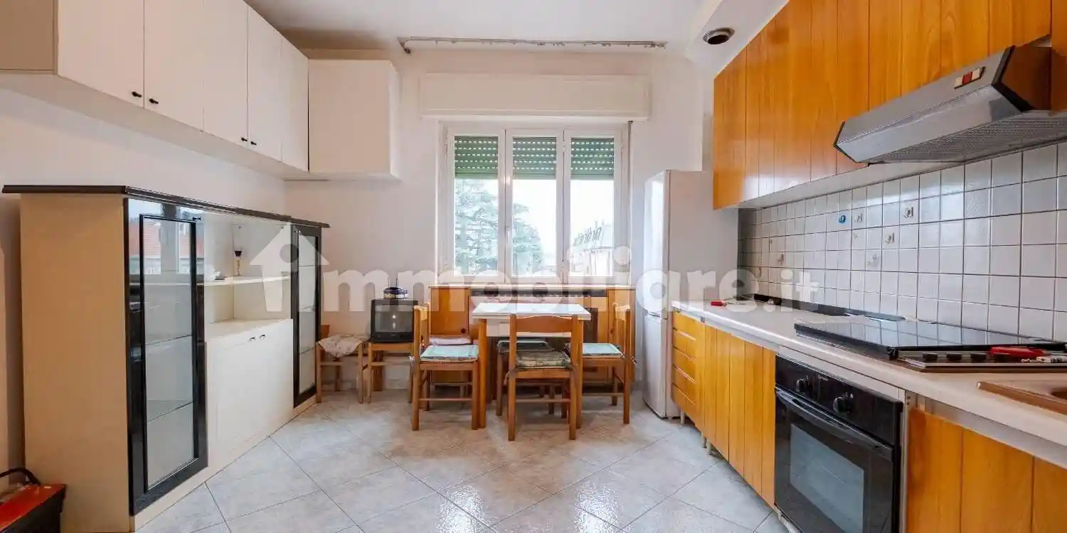 Appartamento in vendita a Senago