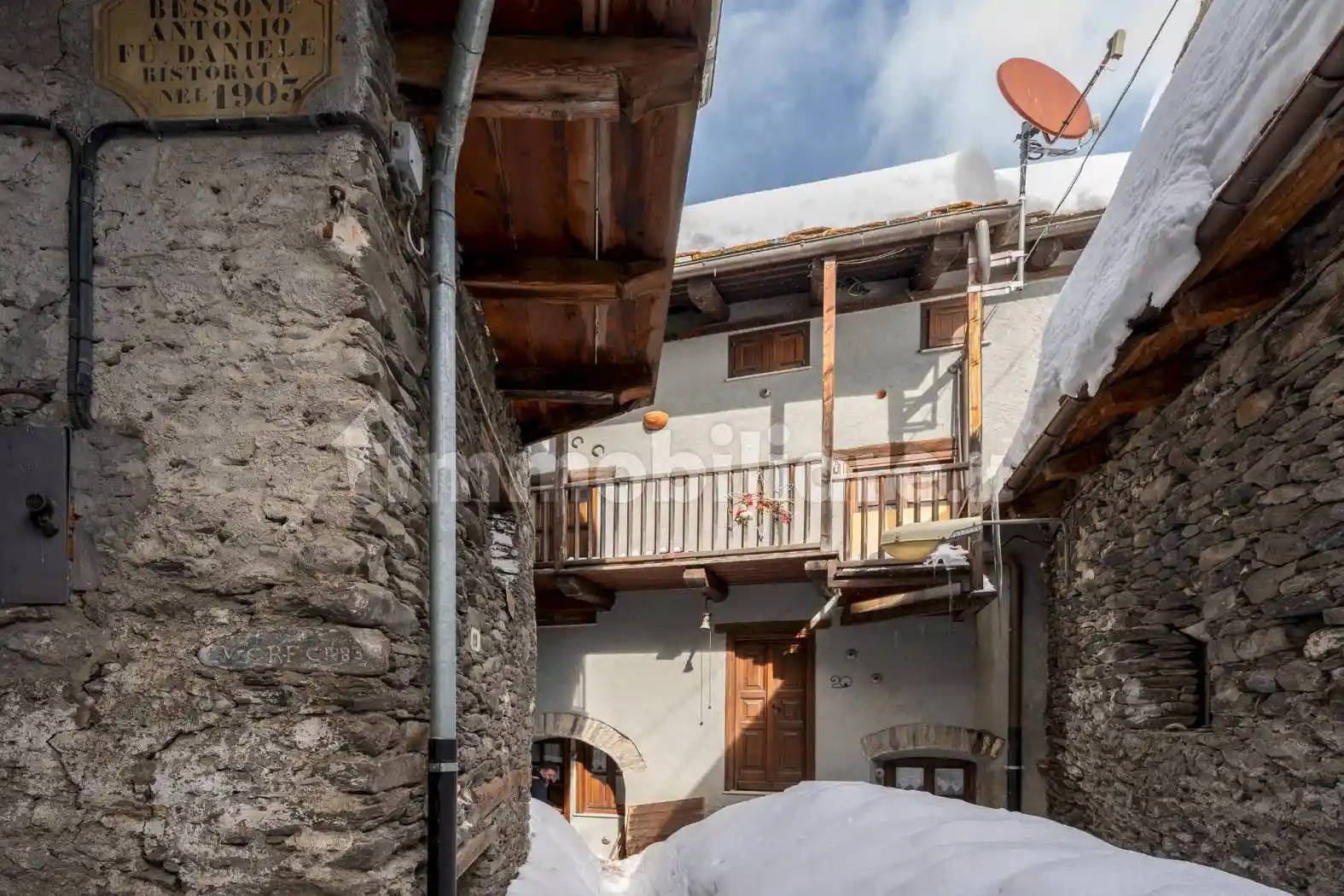 Appartamento in vendita a Pontechianale