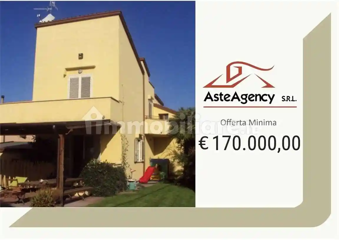 Casa indipendente in vendita a Trevi