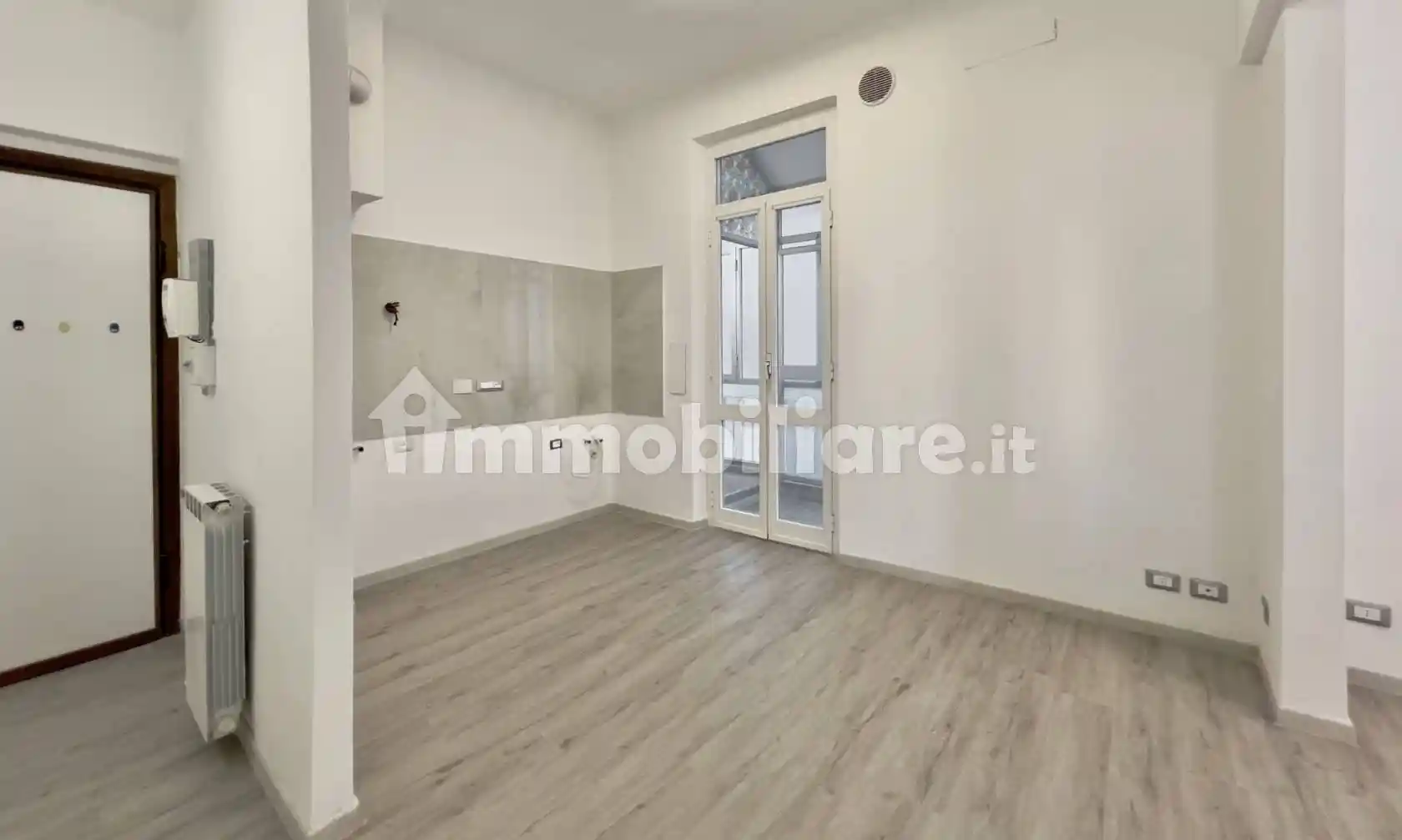 Appartamento in vendita a Vado Ligure