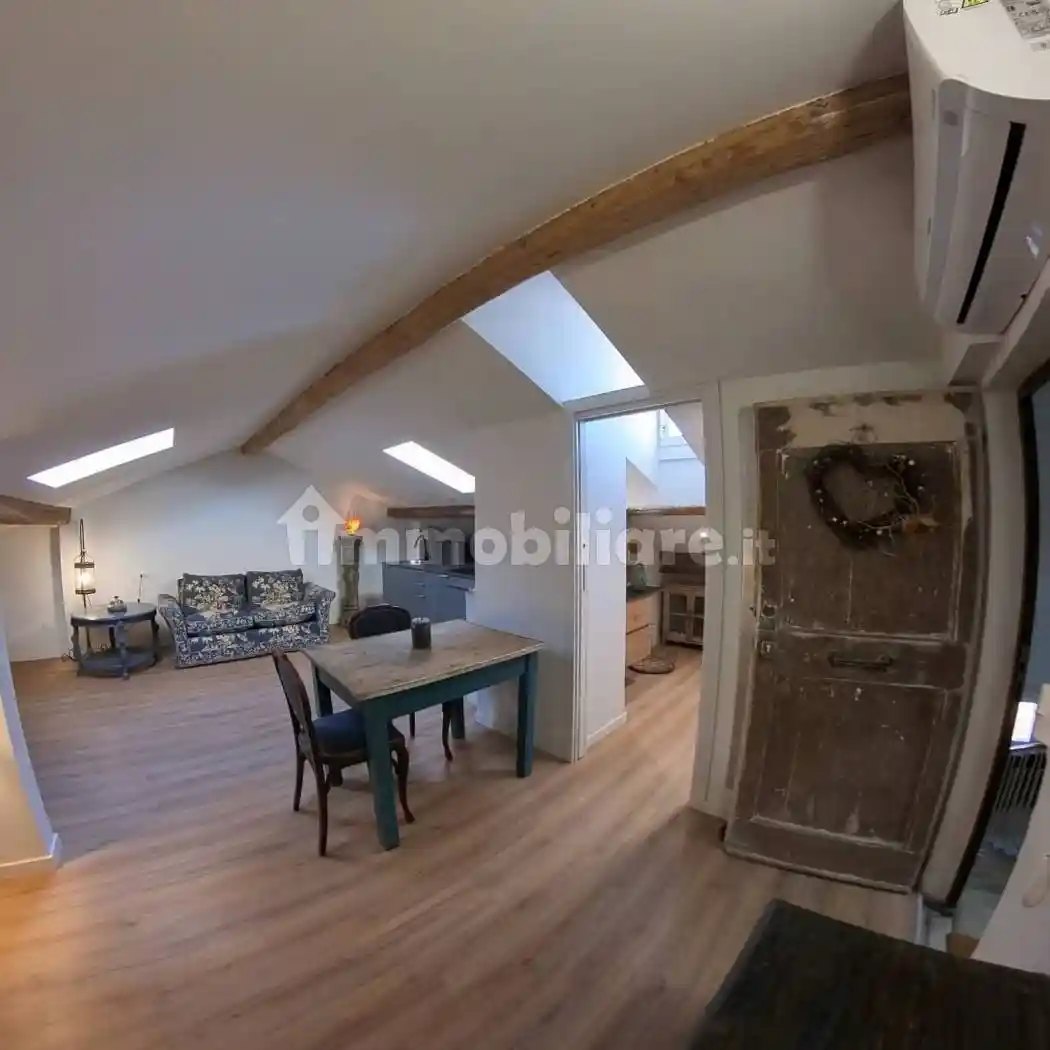 Attico - Mansarda in affitto a Bologna