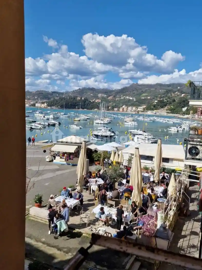 Appartamento in vendita a Lerici