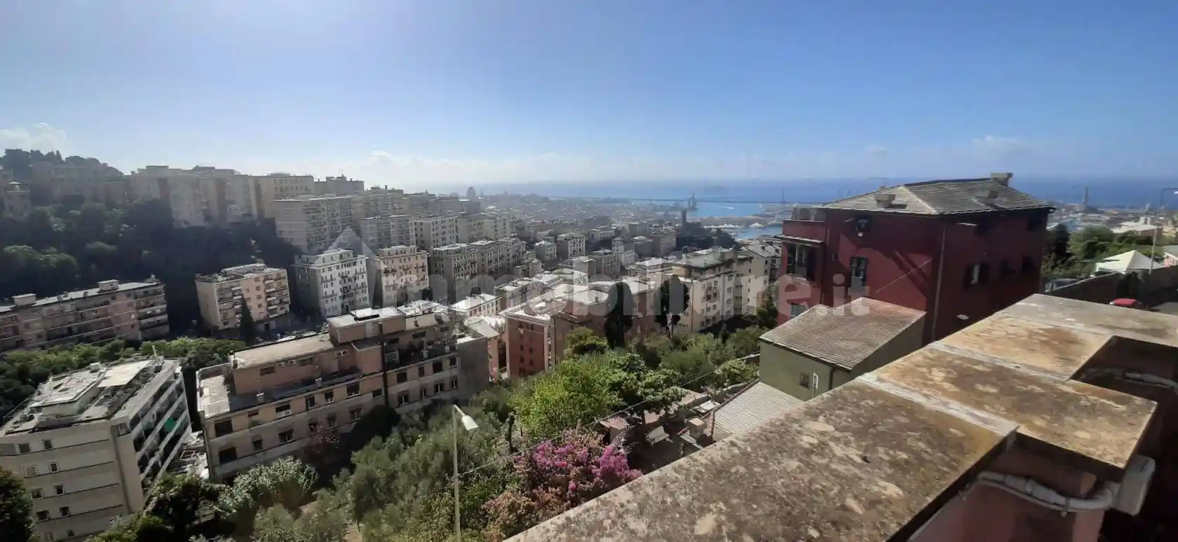 Appartamento in vendita a Genova