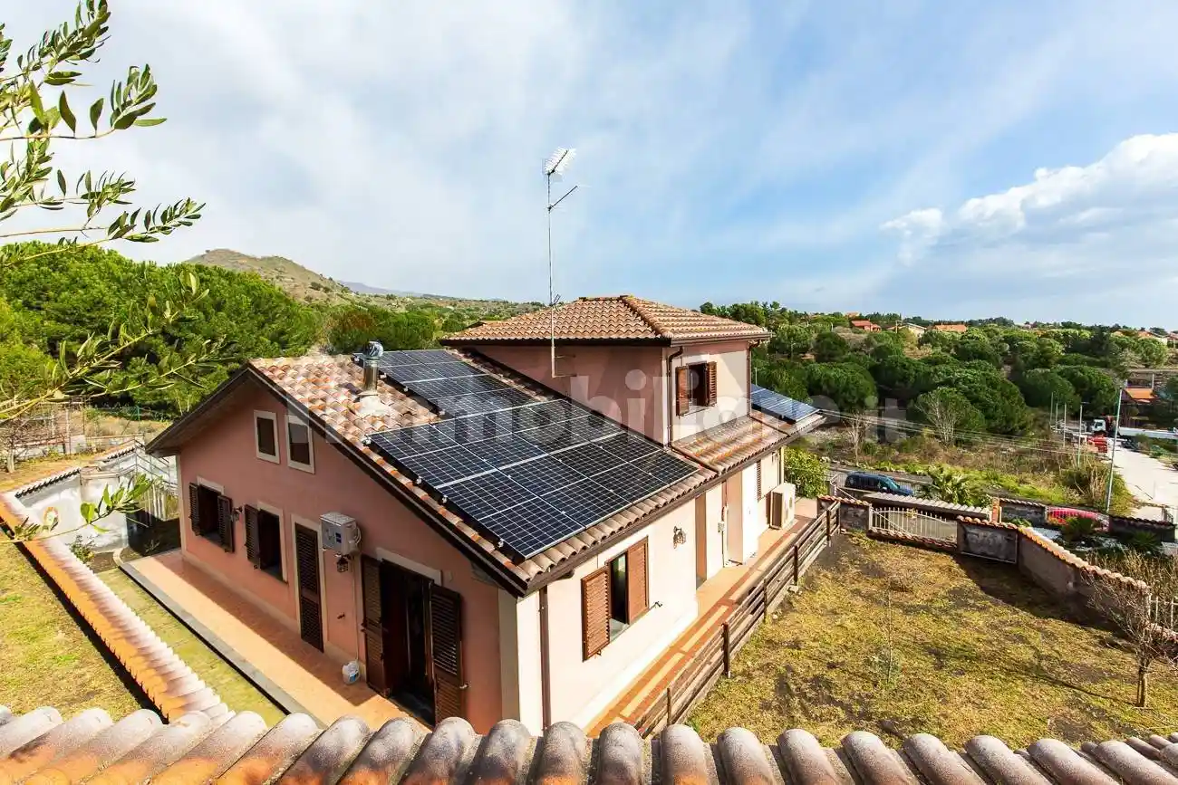 Villa in vendita a Nicolosi