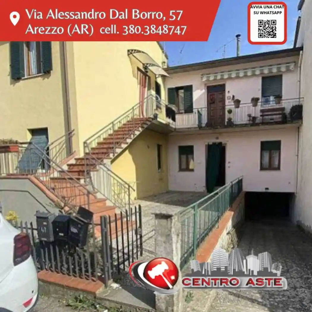 Appartamento in vendita a Bucine