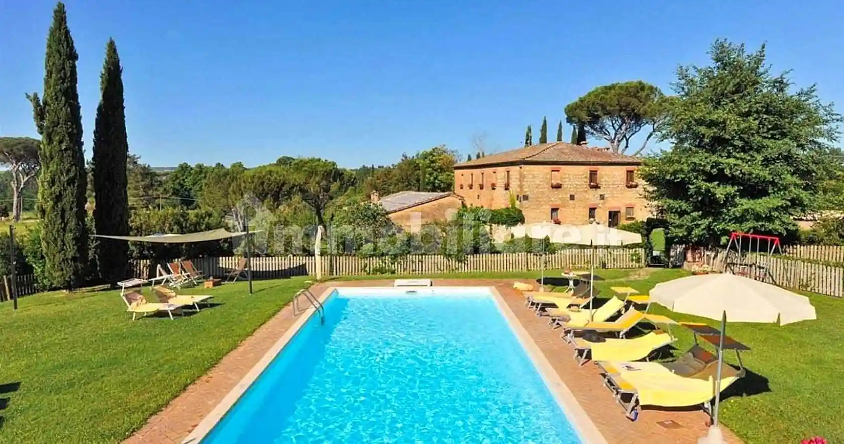 Rustico - Casale in vendita a Monteroni d'Arbia