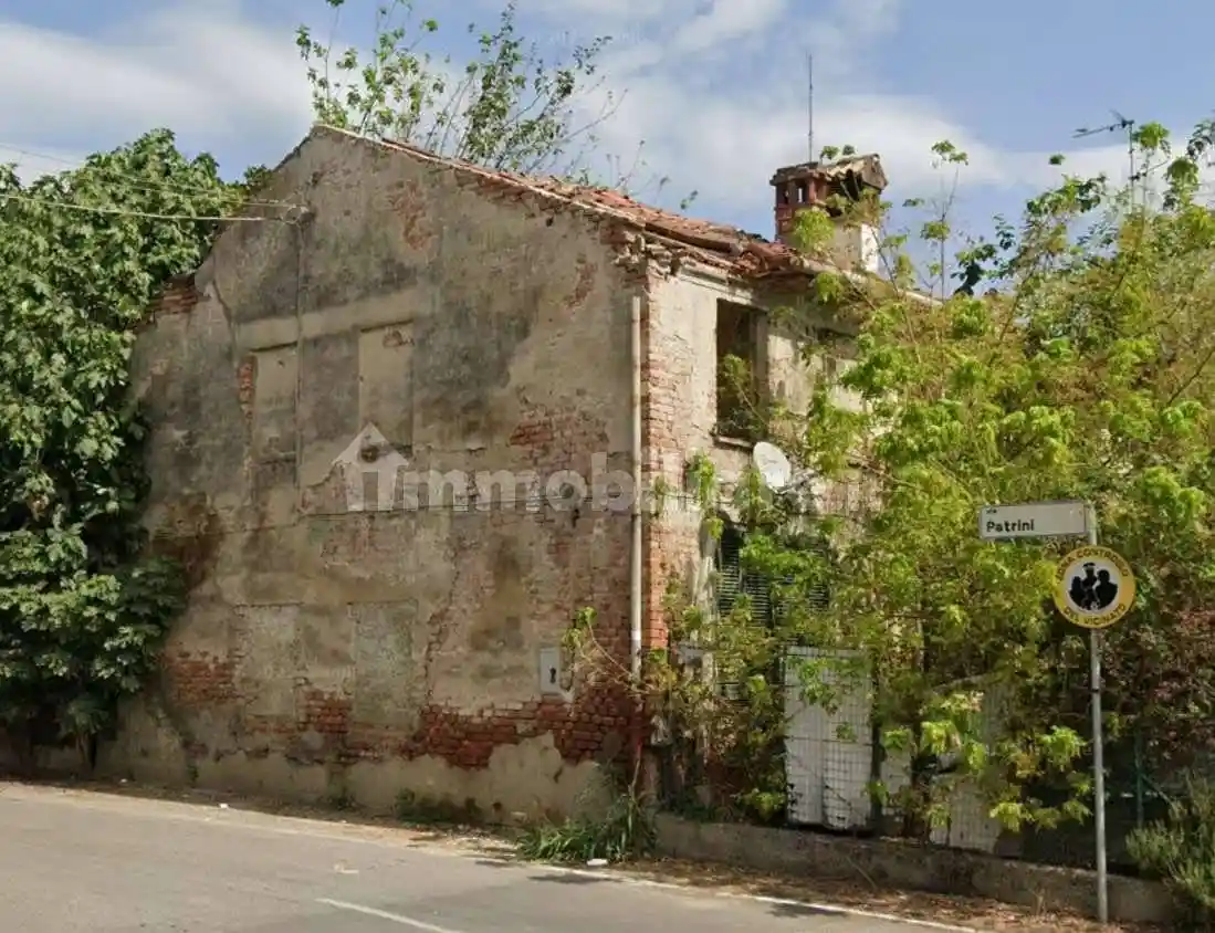 Casa indipendente in vendita a Chignolo Po