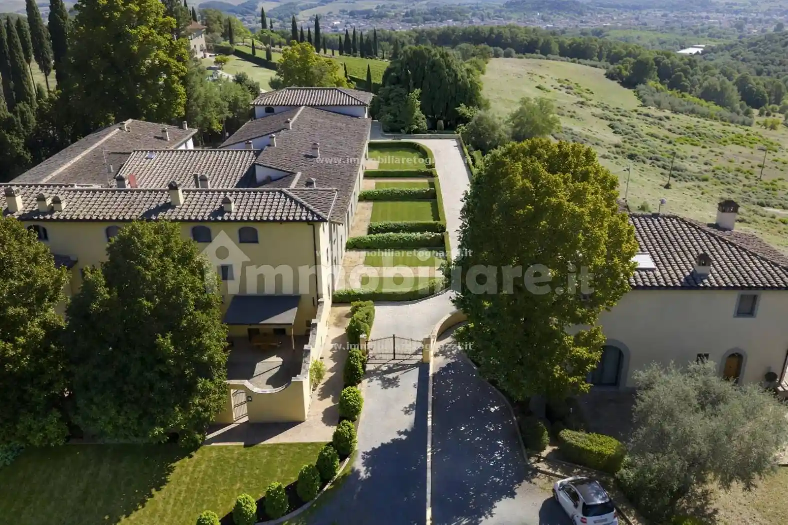 Appartamento in vendita a Gambassi Terme