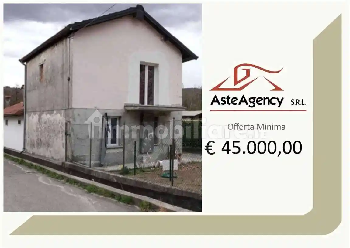 Casa indipendente in vendita a Cassano Valcuvia