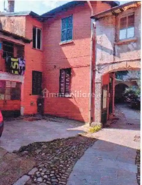 Appartamento in vendita a Cuvio