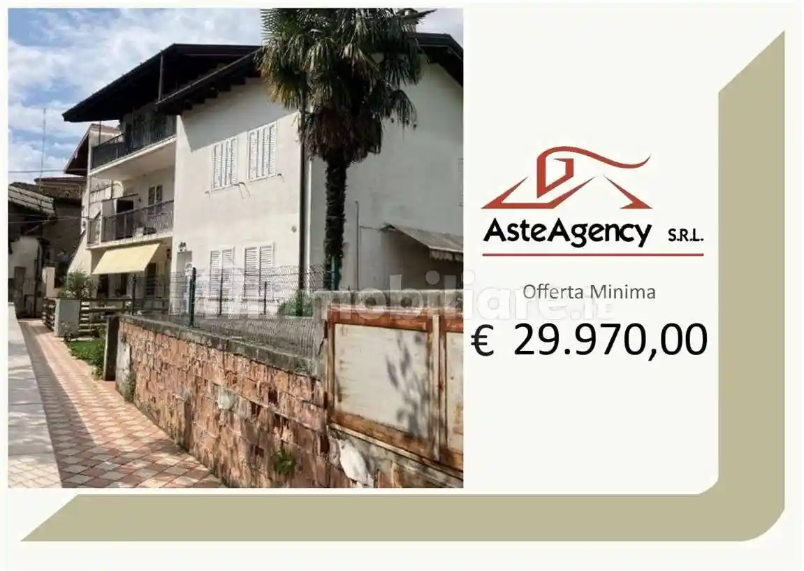 Appartamento in vendita a Costa Volpino