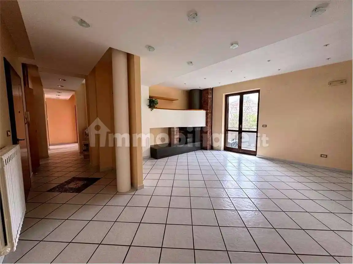 Appartamento in vendita a Roccapiemonte