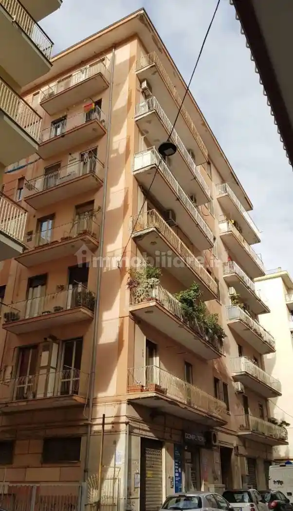 Appartamento in vendita a Salerno