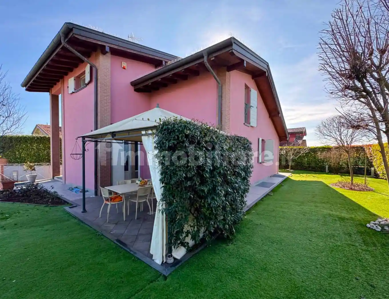 Villa in vendita a Parma