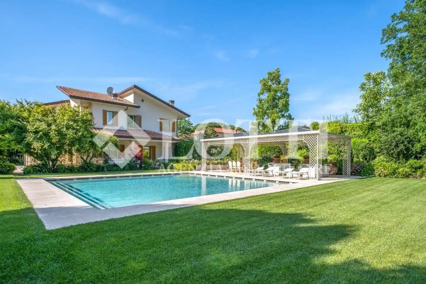 Villa in vendita a Ponsacco