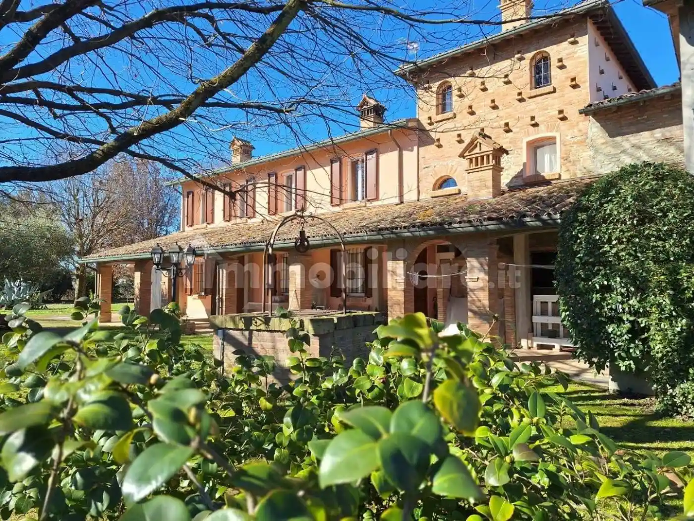 Casa indipendente in vendita a Forlì