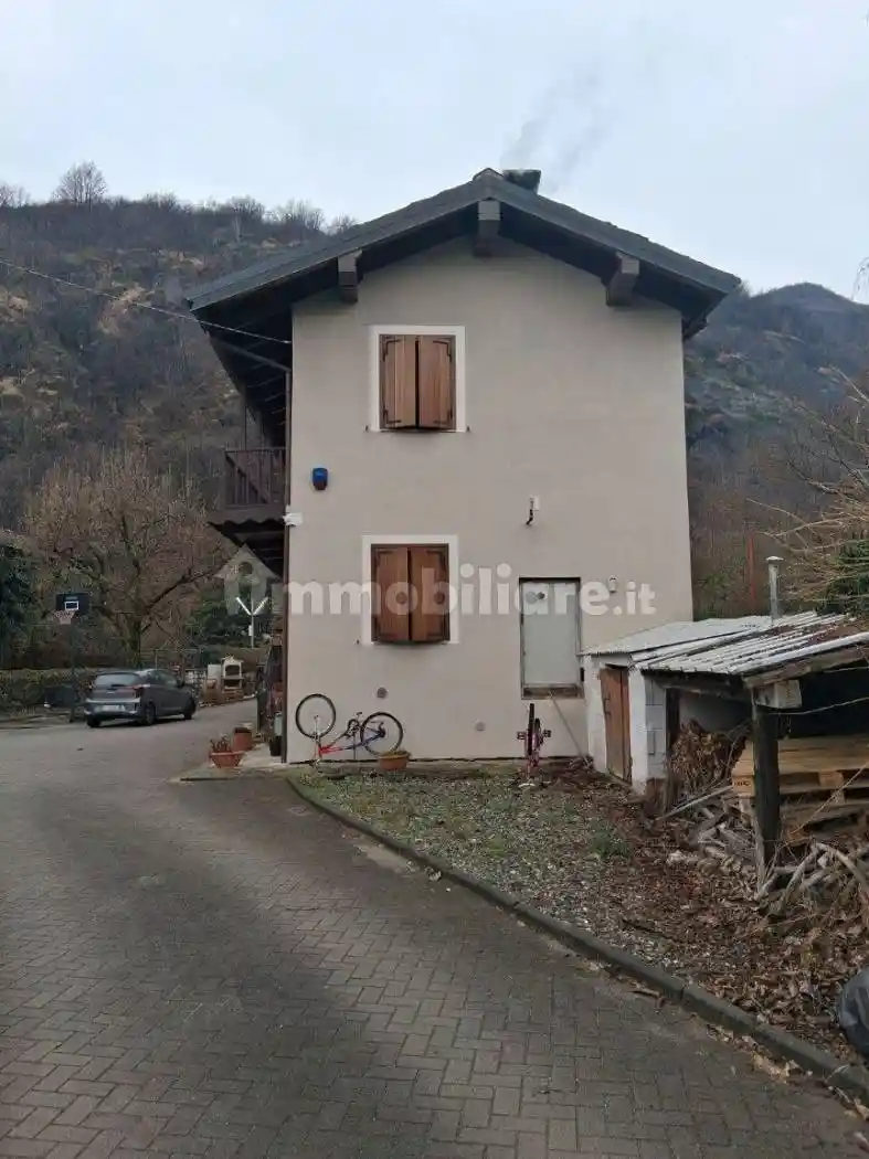 Villa in vendita a Cuorgnè