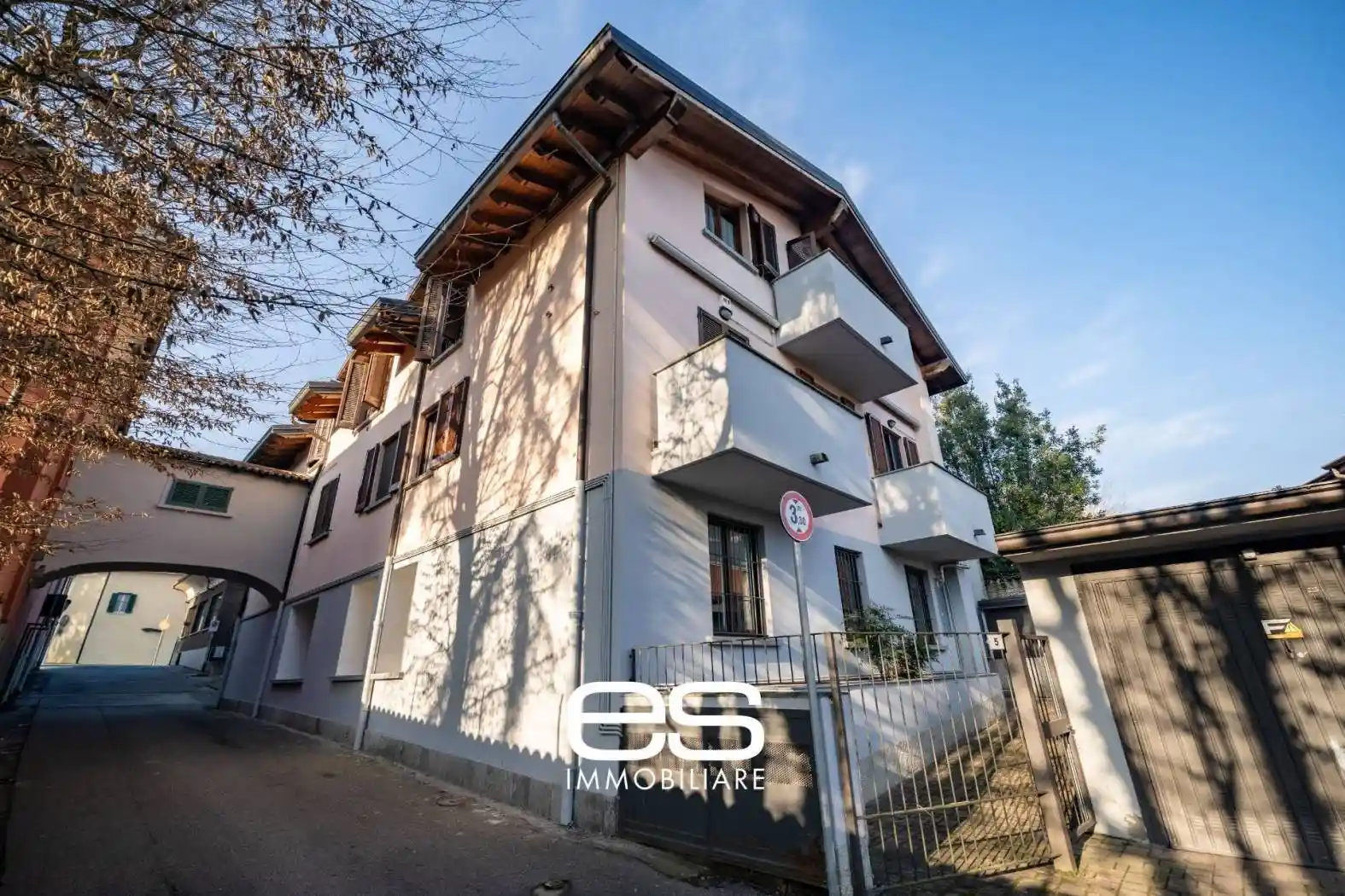 Appartamento in vendita a Veduggio con Colzano