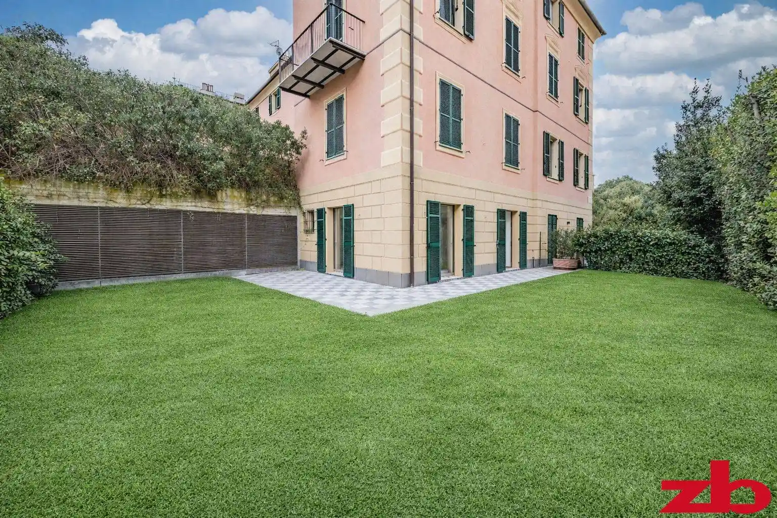 Appartamento in vendita a Genova