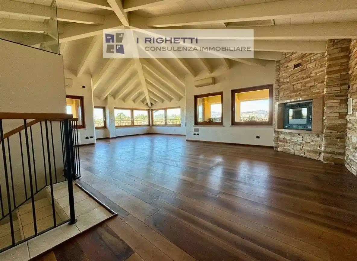 Attico - Mansarda in vendita a Verona