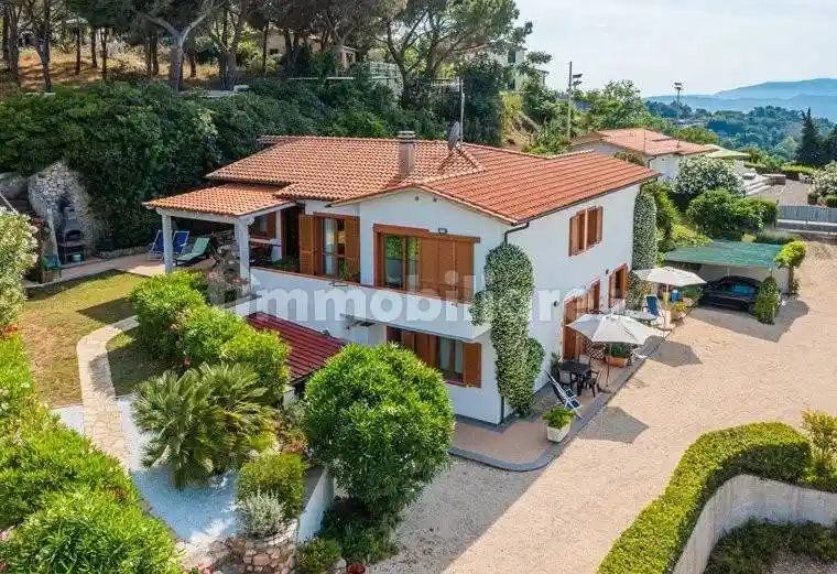 Villa in vendita a Capoliveri