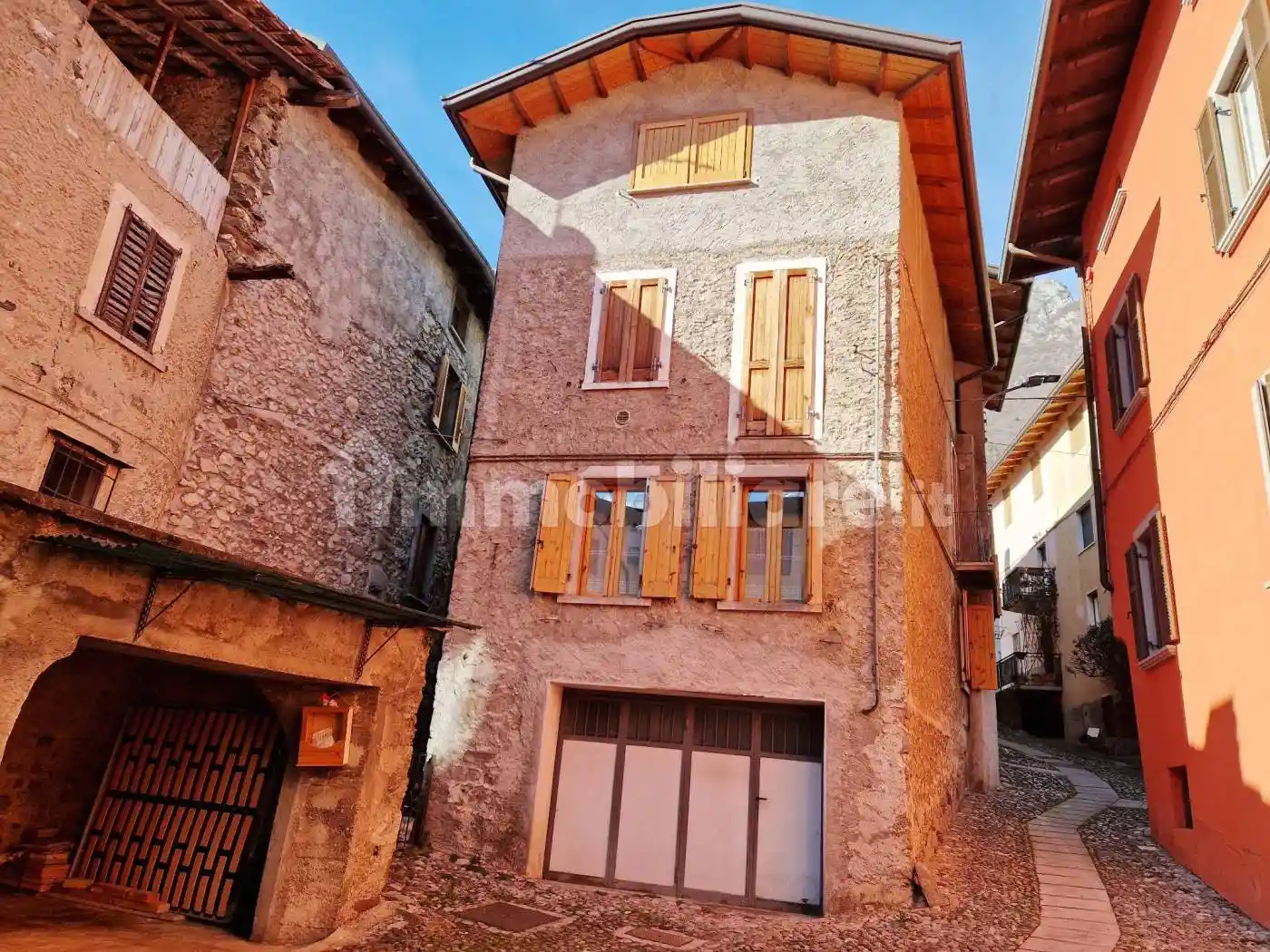 Appartamento in vendita a Losine