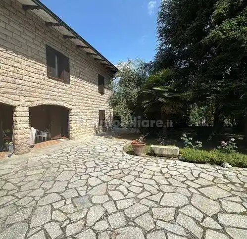 Villa in vendita a Fiorano Modenese