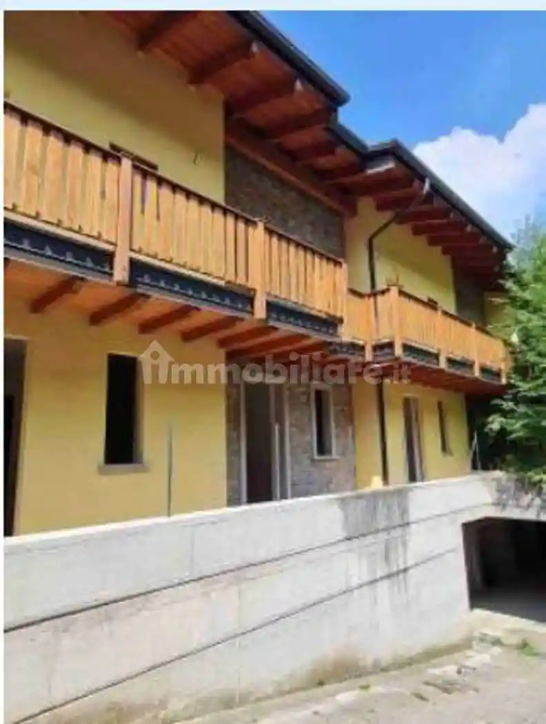 Appartamento in vendita a San Giovanni Bianco