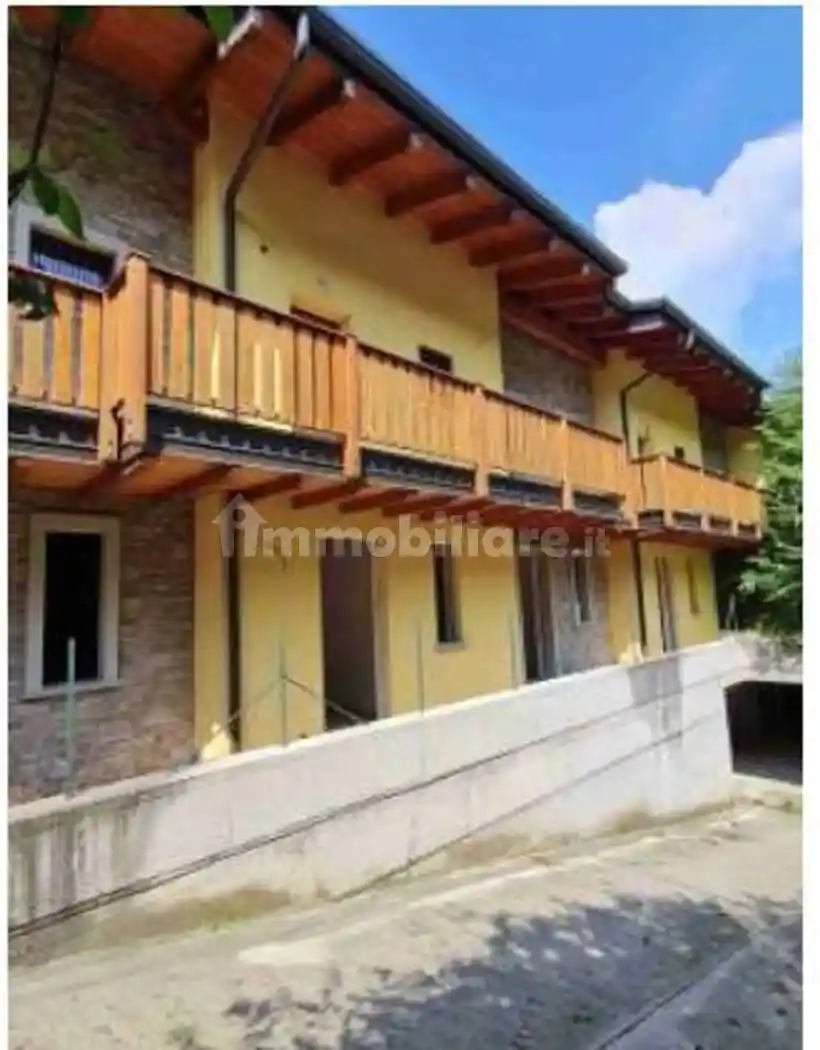 Appartamento in vendita a San Giovanni Bianco