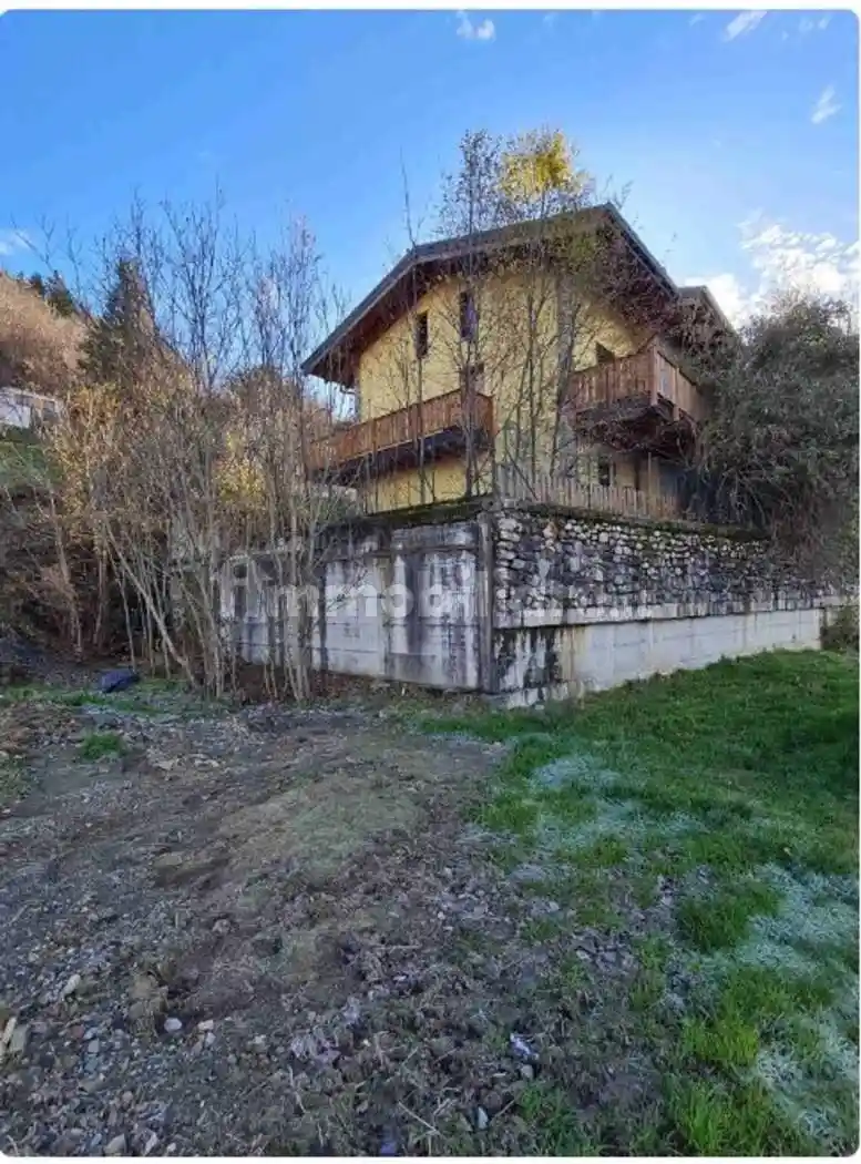 Appartamento in vendita a San Giovanni Bianco