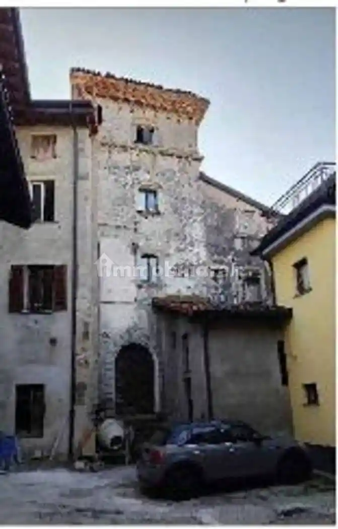 Appartamento in vendita a Albano Sant'Alessandro