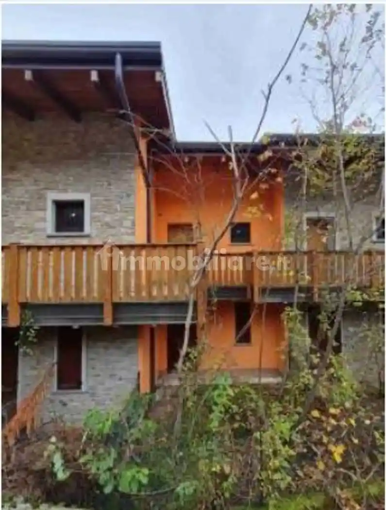 Appartamento in vendita a San Giovanni Bianco