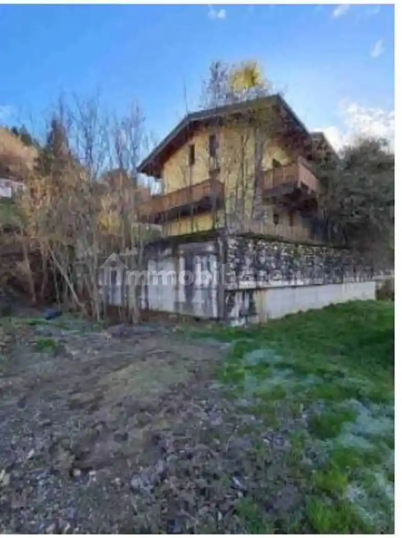 Appartamento in vendita a San Giovanni Bianco