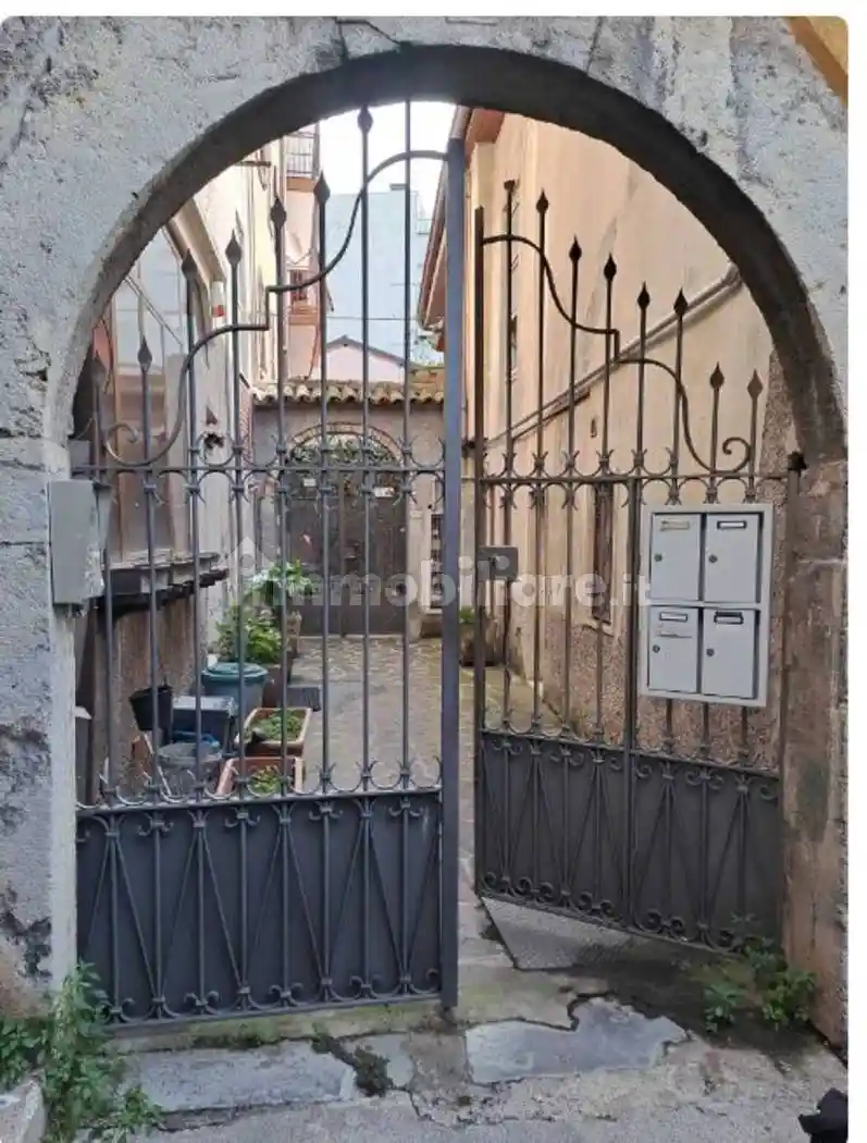 Appartamento in vendita a Gazzaniga