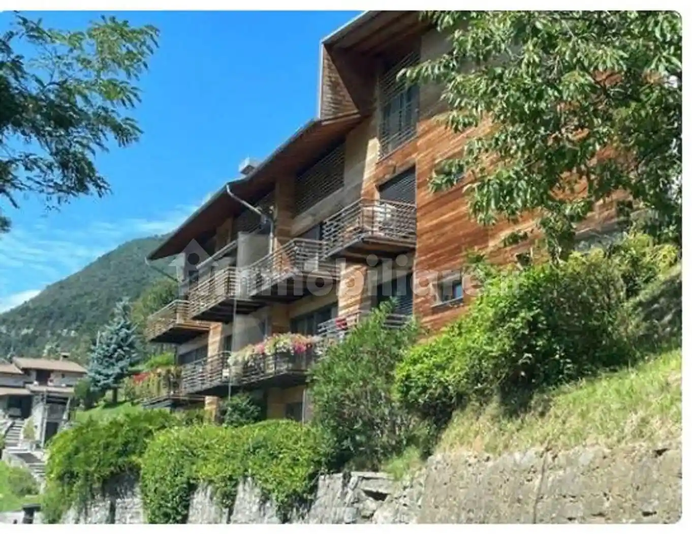 Appartamento in vendita a Cene