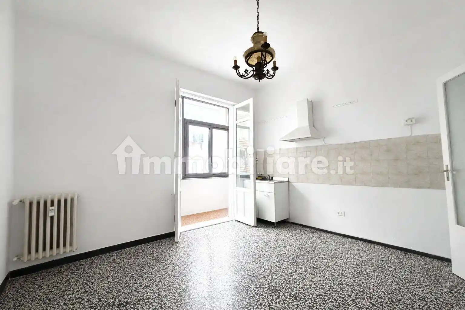 Appartamento in vendita a Albisola Superiore