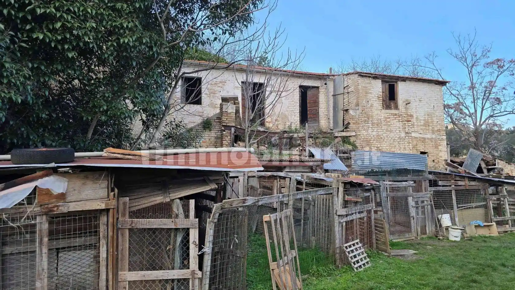 Rustico - Casale in vendita a Nereto