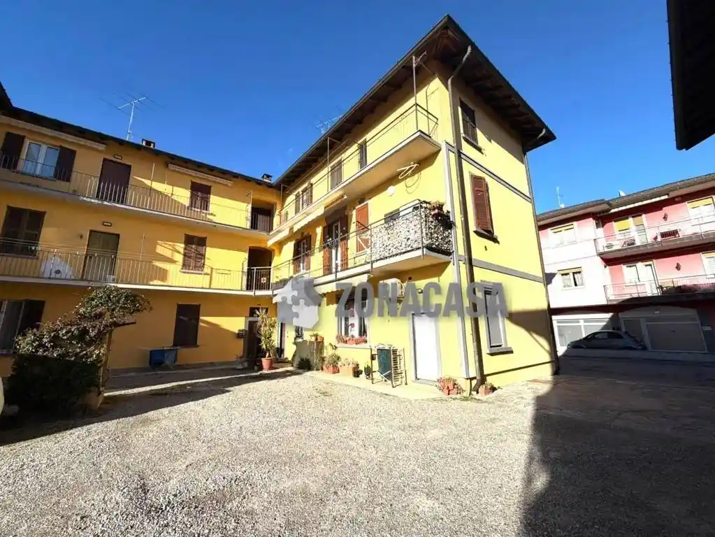 Appartamento in vendita a Besozzo