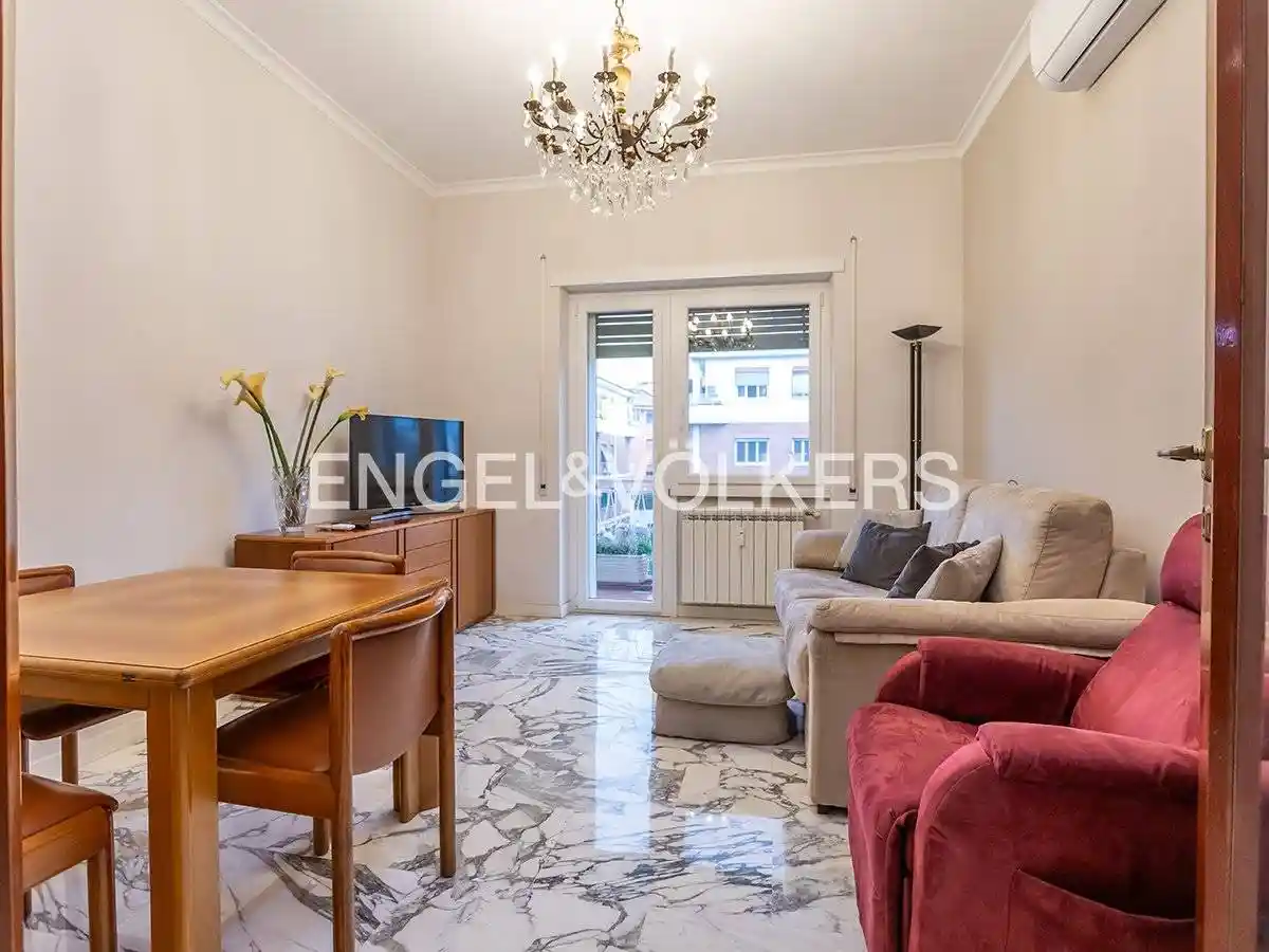 Appartamento in vendita a Roma