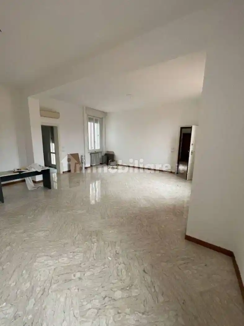 Appartamento in affitto a Modena