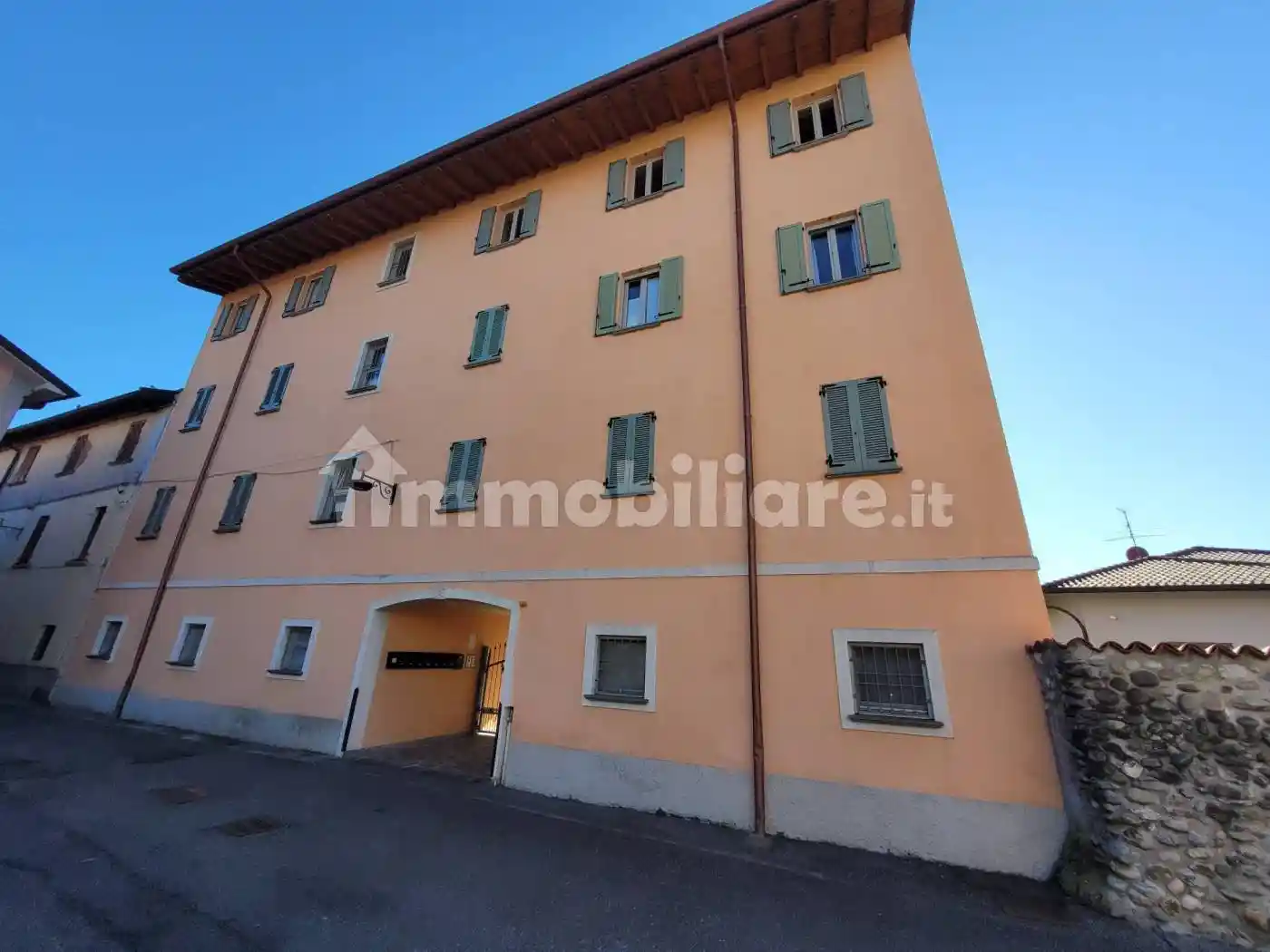 Appartamento in vendita a Solza