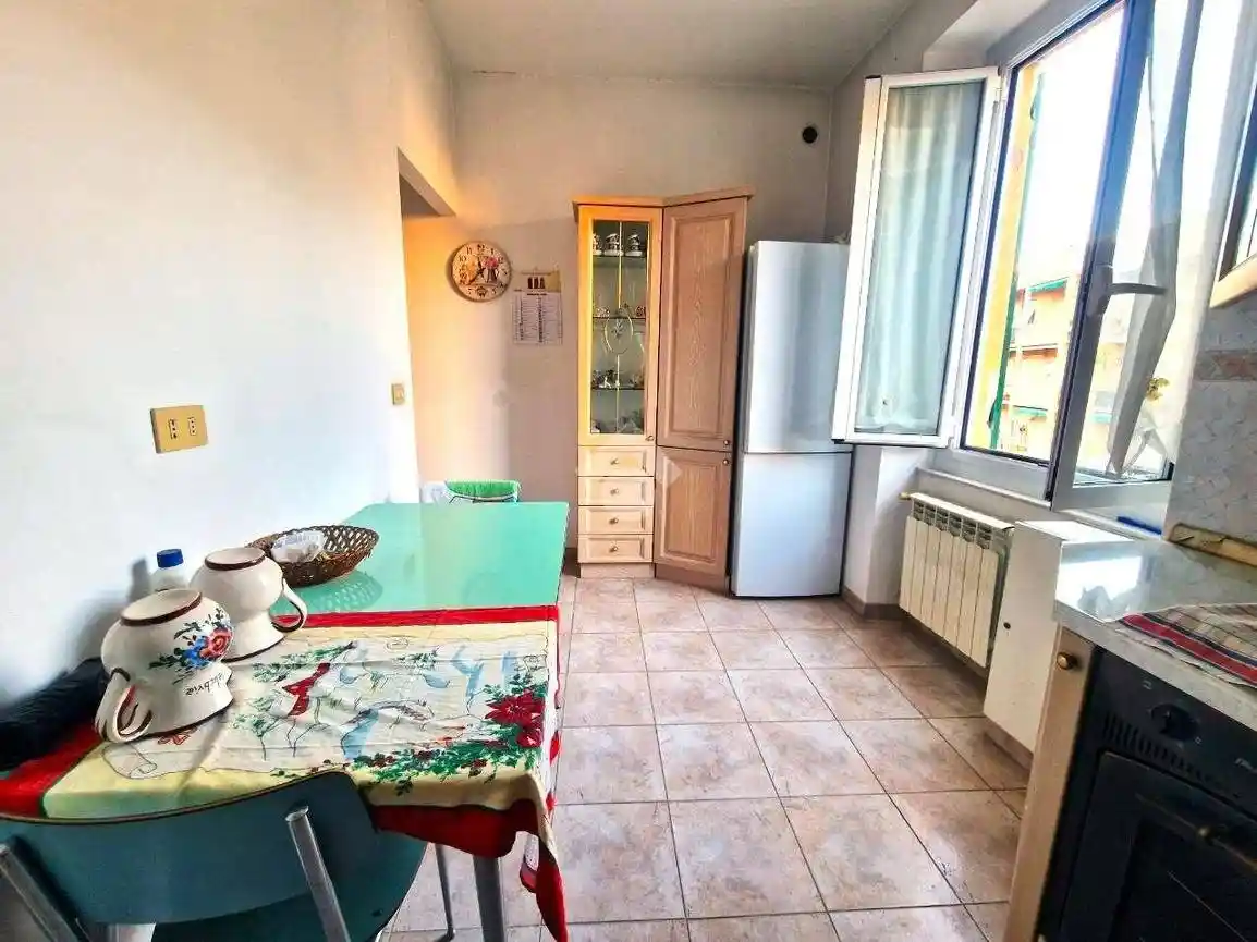 Appartamento in vendita a Genova