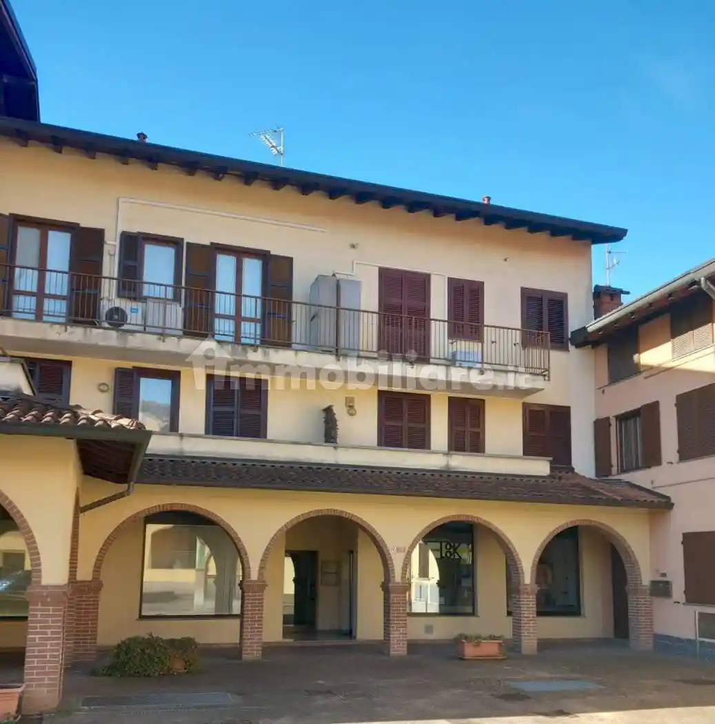 Appartamento in vendita a Cermenate