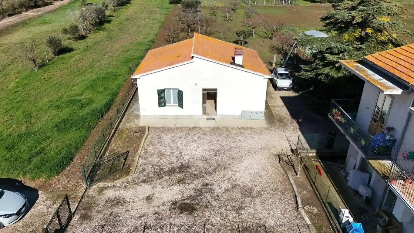 Casa indipendente in vendita a Roseto degli Abruzzi