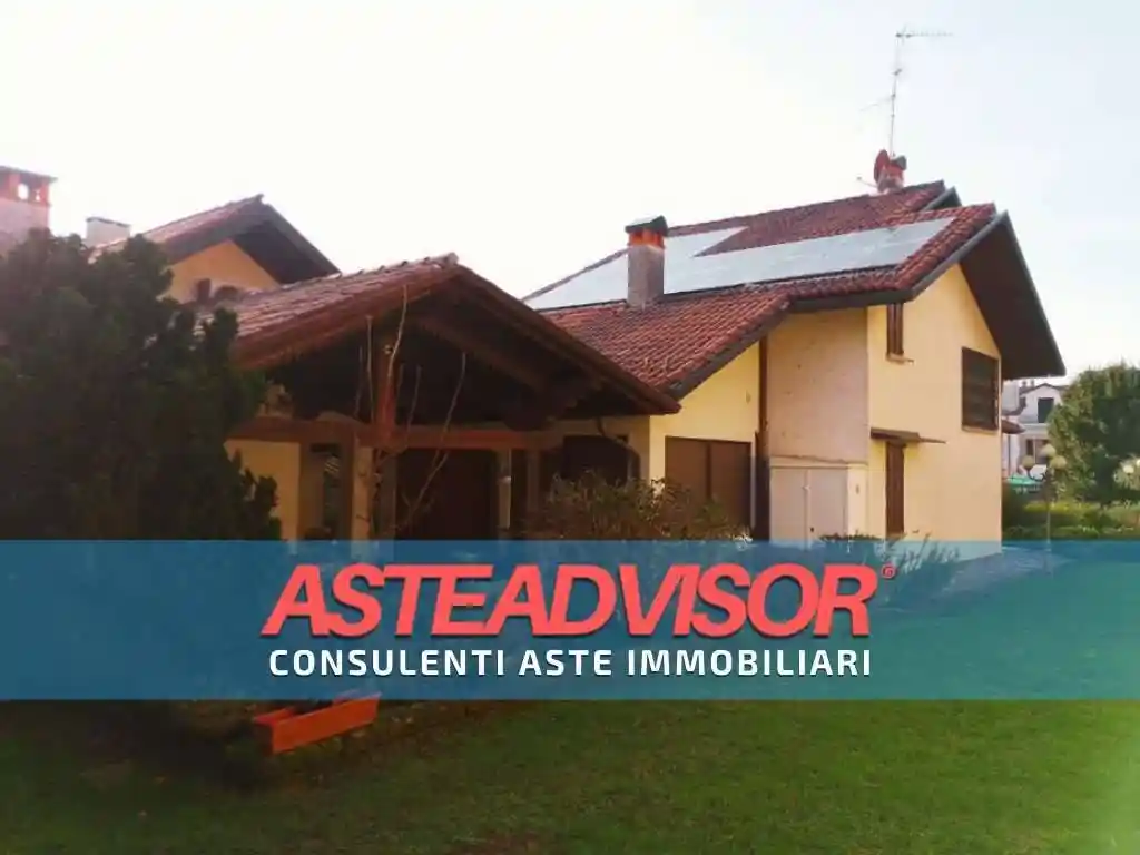 Villa in vendita a Usmate Velate