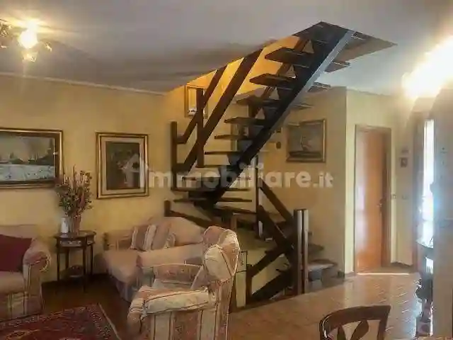 Villetta a schiera - foto 2