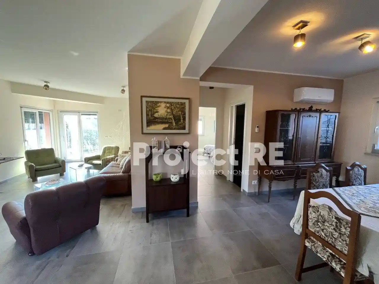 Villa in vendita a Roccella Ionica