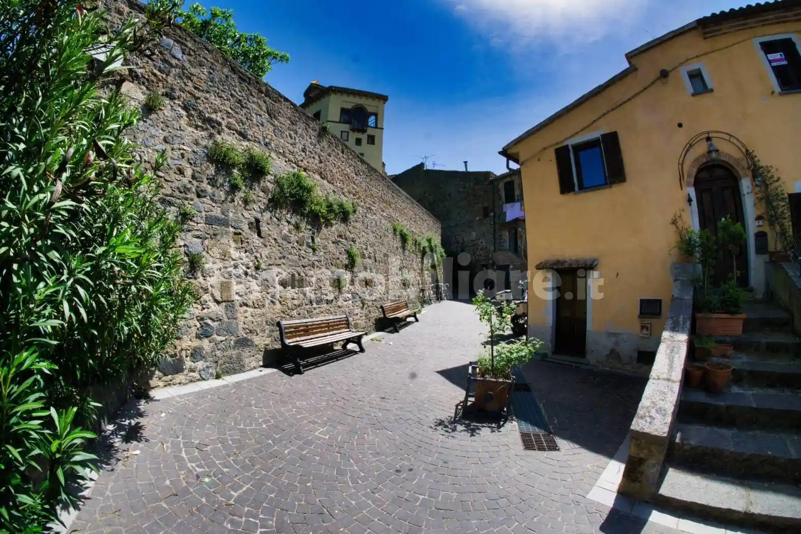 Appartamento in vendita a Bolsena