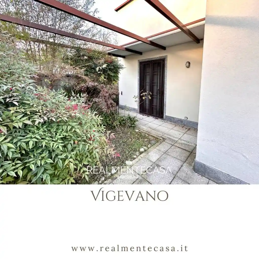 Villa in vendita a Vigevano