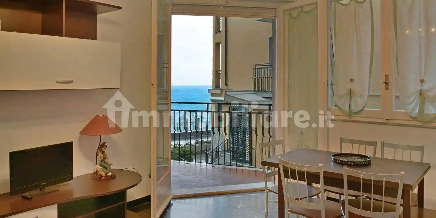 Appartamento in vendita a Laigueglia